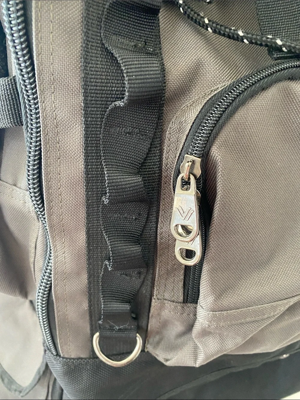 Western Pack versatile gray
